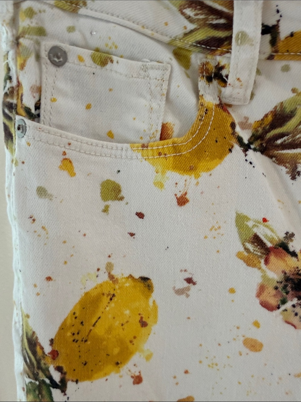 Pilcro White High-Rise Jeans with Yellow Lemon & Floral Print - Picture 3 of 8